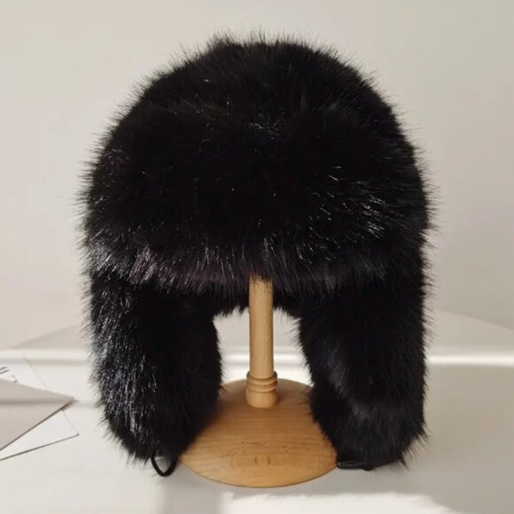 ❤️? Cozy Faux Fur Trapper Hat with Earflaps